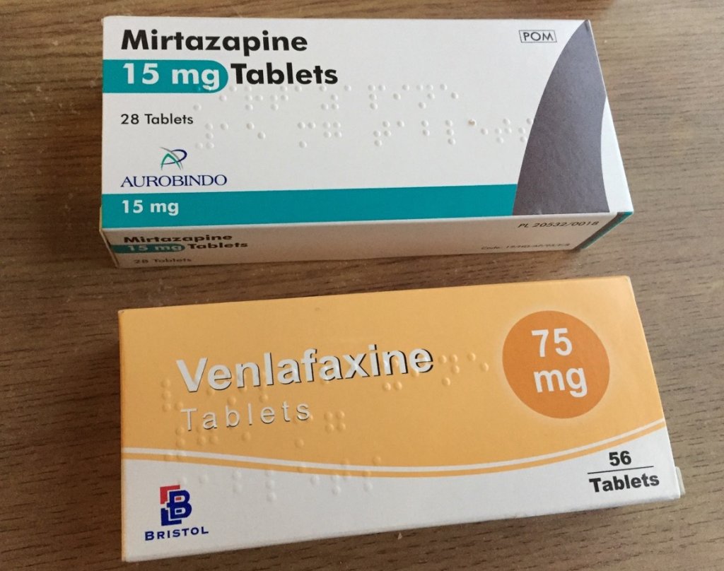 Venlafaxine and mirtazepine