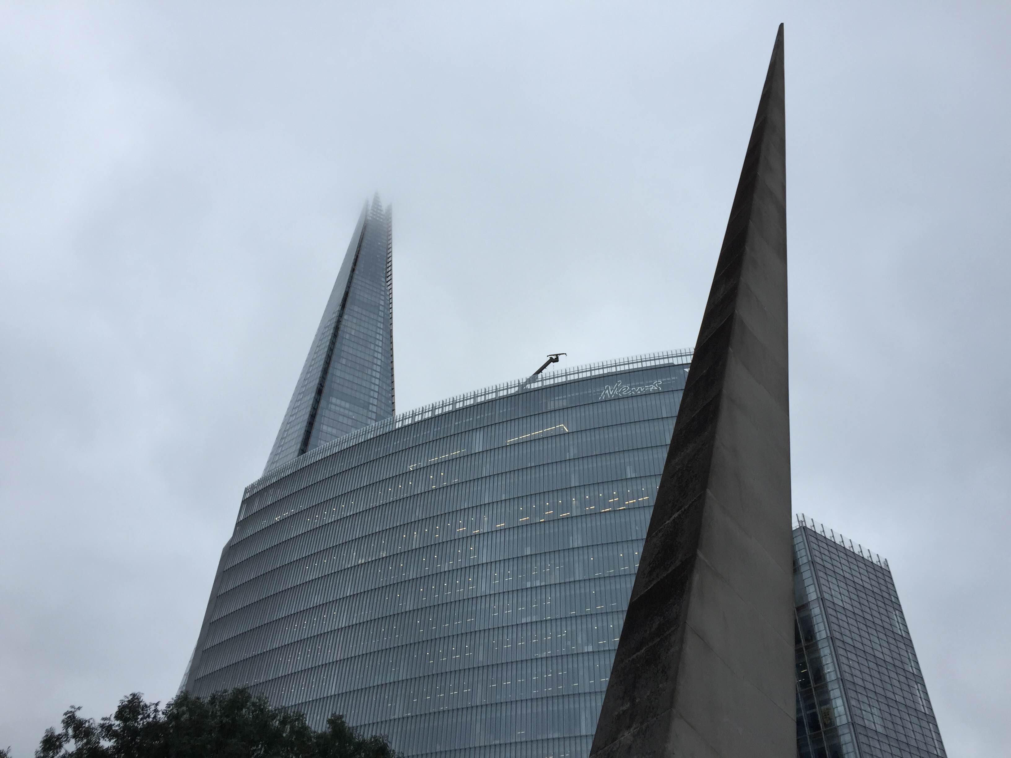 Spikey Shard Statue