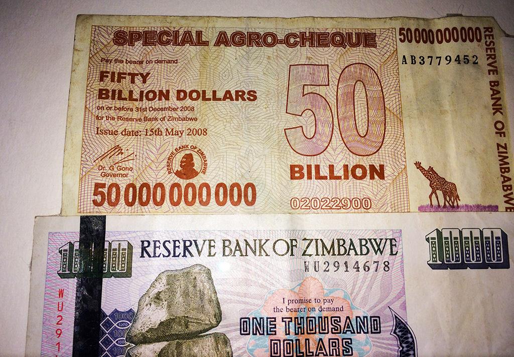 Billion dollar banknote